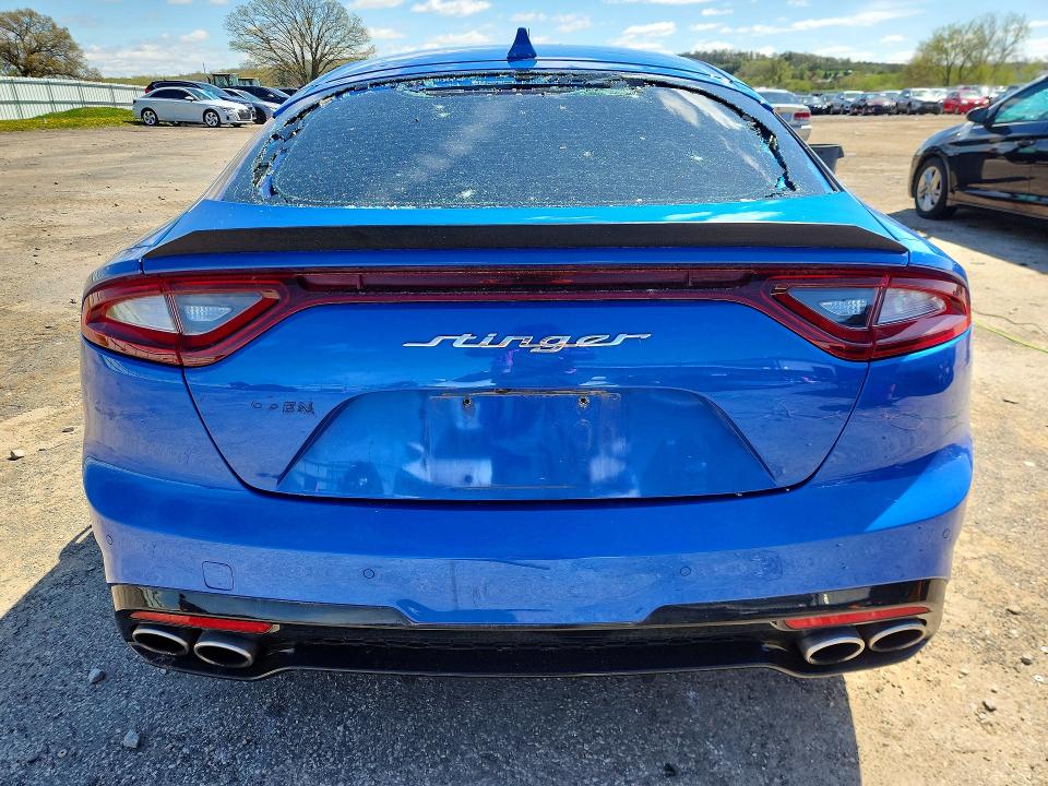 2018 Kia Stinger მანქანა იყიდება აუქციონზე, vin: KNAE35LC5J6011815, აუქციონის ნომერი: 51467576