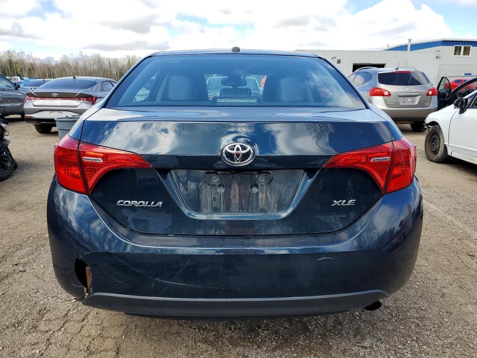 51707716 :رقم المزاد ، 2T1BURHE4JC986979 vin ، 2018 Toyota Corolla مزاد بيع