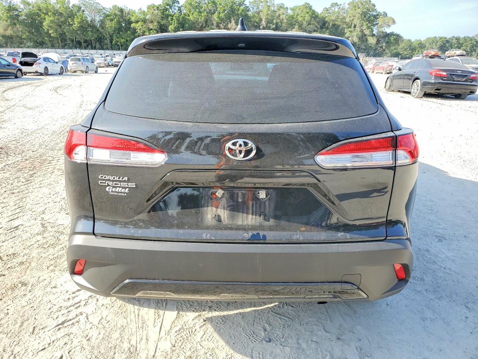 2025 Toyota Corolla Cross მანქანა იყიდება აუქციონზე, vin: 7MUAAAAG7SV131225, აუქციონის ნომერი: 51665196