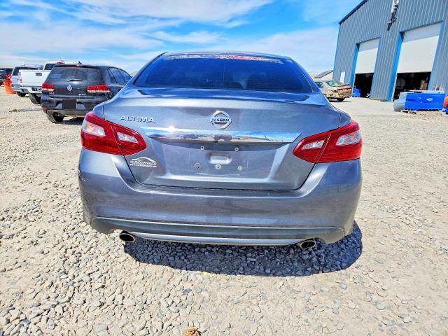 2018 Nissan Altima მანქანა იყიდება აუქციონზე, vin: 1N4AL3AP0JC473296, აუქციონის ნომერი: 48989136