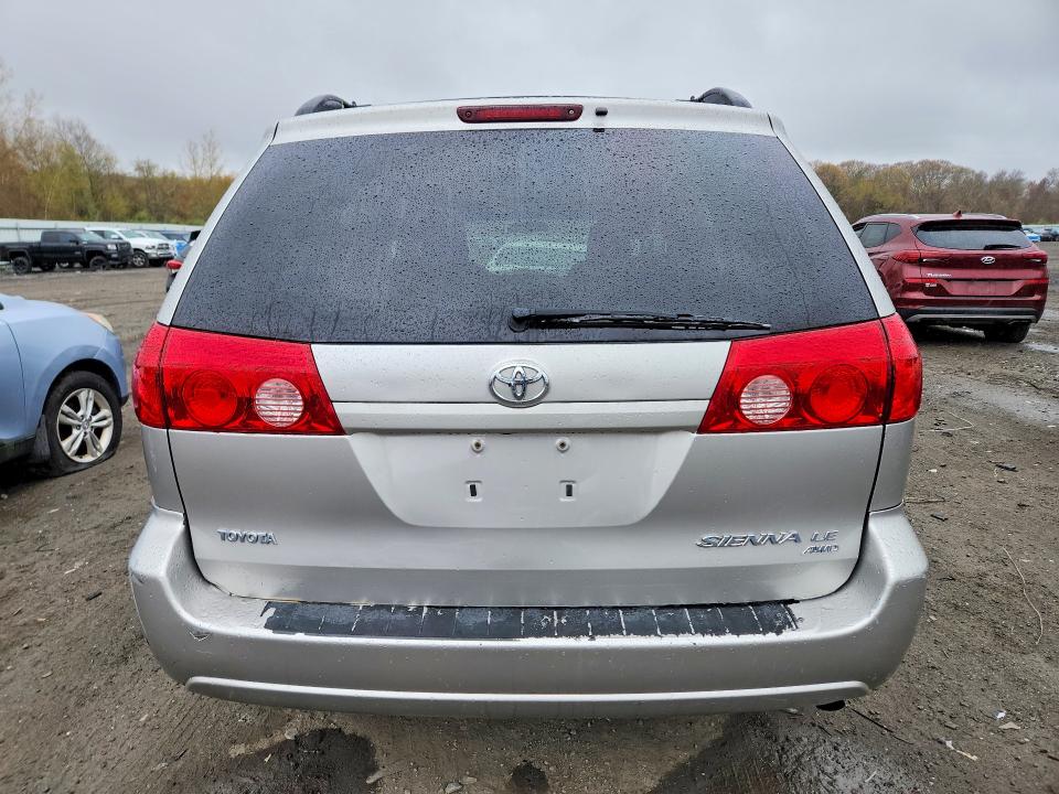Auction sale of the 2010 Toyota Sienna, vin: 5TDJK4CC3AS032290, lot number: 51761066