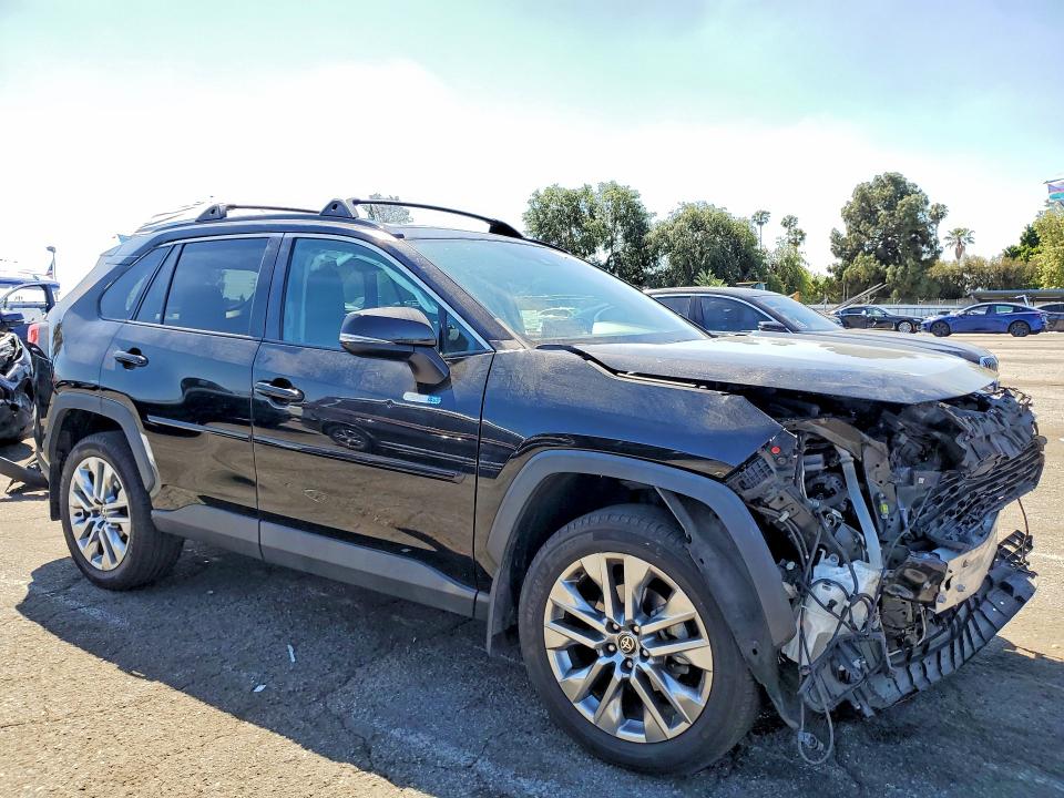 Aukcja sprzedaży 2021 Toyota Rav4, vin: 2T3C1RFV0MC125973, numer aukcji: 51365866