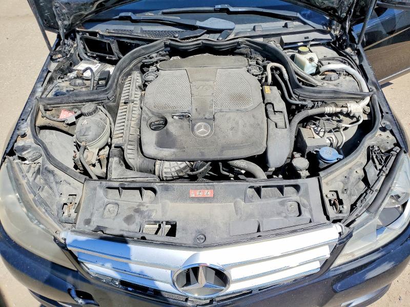 47541326 :رقم المزاد ، WDDGF8AB9DA838772 vin ، 2013 Mercedes Benz C مزاد بيع