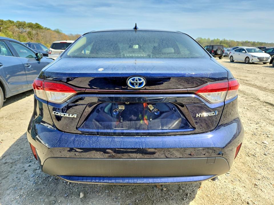 Auction sale of the 2022 Toyota Corolla Hybrid, vin: JTDEAMDE9NJ049098, lot number: 49083046