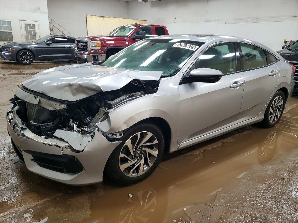 Auction sale of the 2018 Honda Civic, vin: 19XFC2F7XJE029676, lot number: 49880166