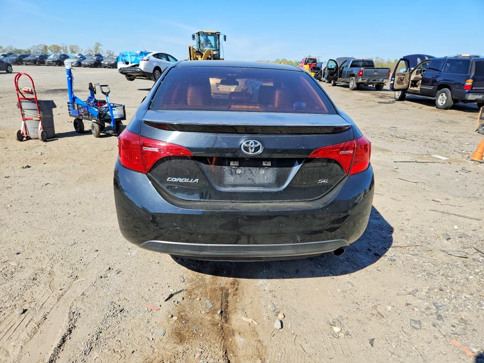49570426 :رقم المزاد ، 5YFBURHE8KP910053 vin ، 2019 Toyota Corolla مزاد بيع