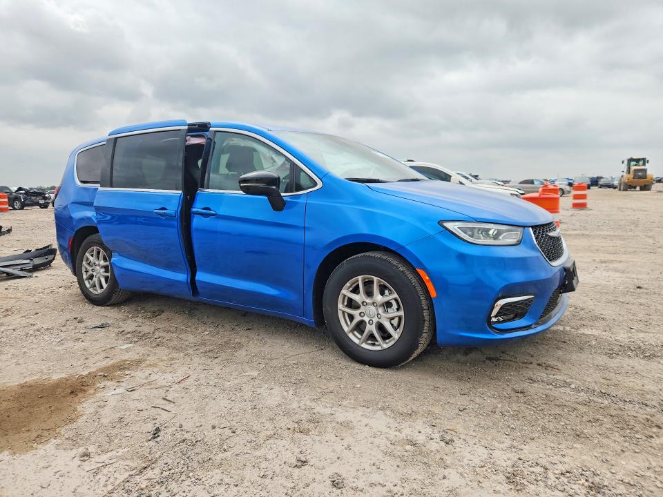 Auction sale of the 2026 Chrysler Pacifica, vin: 2C4RC1BGXTR201235, lot number: 51373786