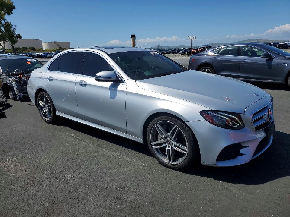 Продажа на аукционе авто 2019 Mercedes-benz E, vin: WDDZF4JB9KA564133, номер лота: 50994616