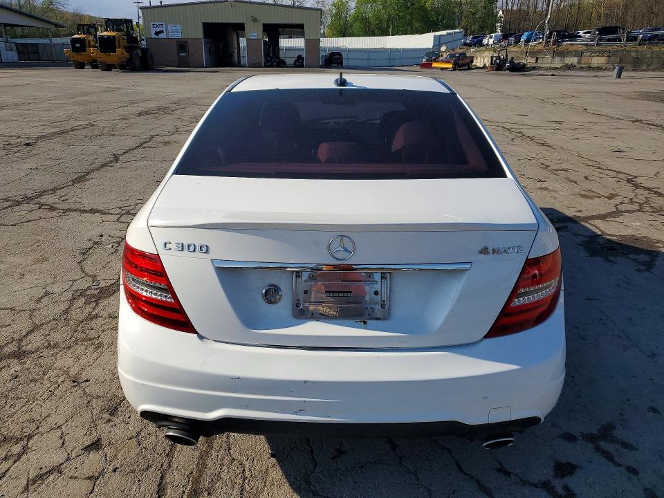 Продажа на аукционе авто 2013 Mercedes-benz C, vin: WDDGF8AB5DR243239, номер лота: 50498556