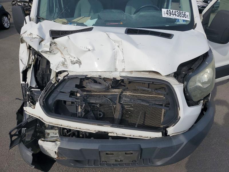 60706816 :رقم المزاد ، 1FTYR2CG3GKA11005 vin ، 2016 Ford Transit مزاد بيع