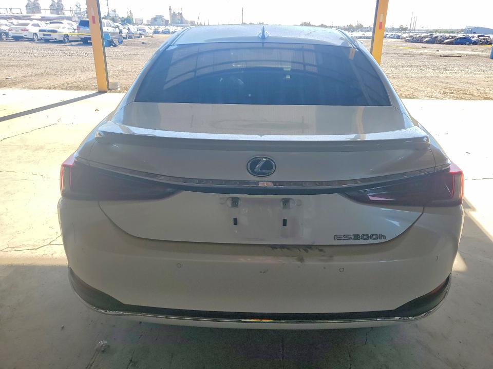 49668306 :رقم المزاد ، 58AD21B19LU012186 vin ، 2020 Lexus Es مزاد بيع