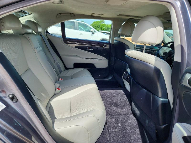 51777306 :رقم المزاد ، JTHGL5EF0G5056659 vin ، 2016 Lexus Ls مزاد بيع