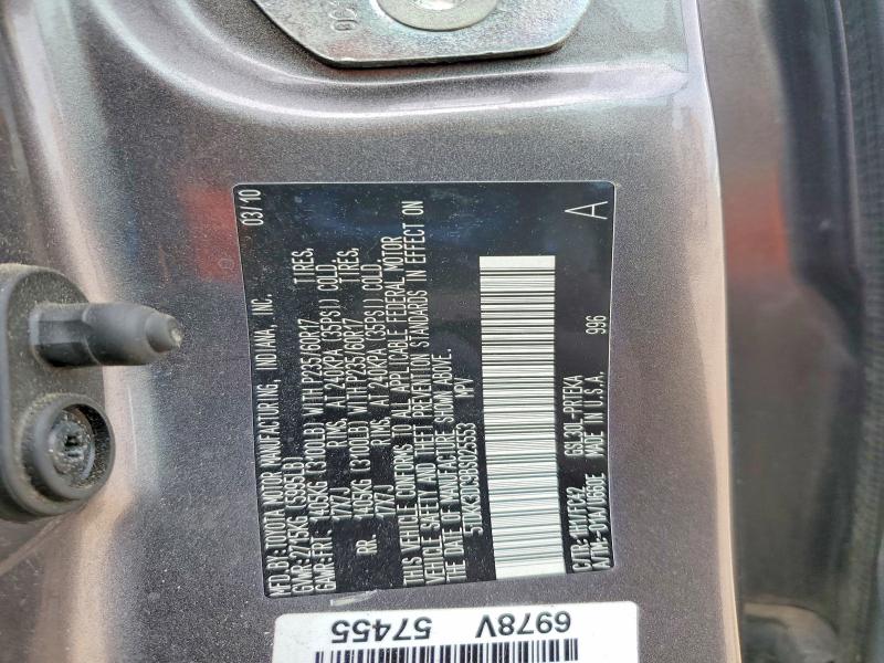 51280536 :رقم المزاد ، 5TDKK3DC9BS025553 vin ، 2011 Toyota Sienna مزاد بيع