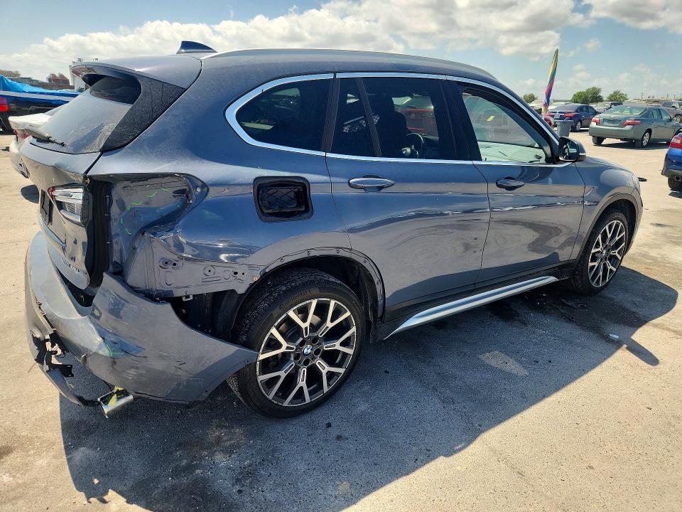 51145476 :رقم المزاد ، WBXJG7C0XN5U59506 vin ، 2022 Bmw X1 مزاد بيع