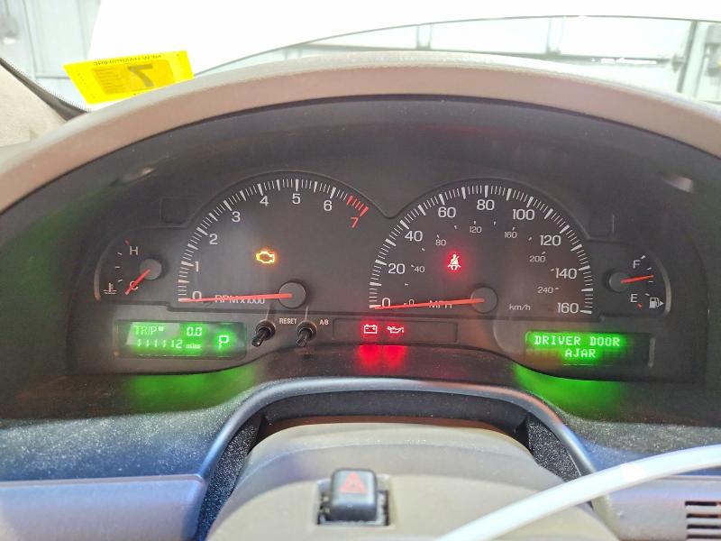 49051596 :رقم المزاد ، 1LNHM87A4YY601845 vin ، 2000 Lincoln Townhouse Ls مزاد بيع