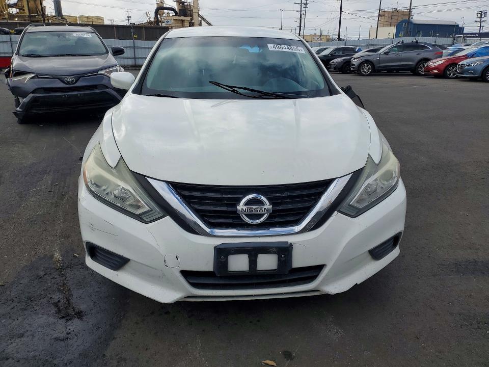 2017 Nissan Altima მანქანა იყიდება აუქციონზე, vin: 1N4AL3AP7HC474116, აუქციონის ნომერი: 49644856