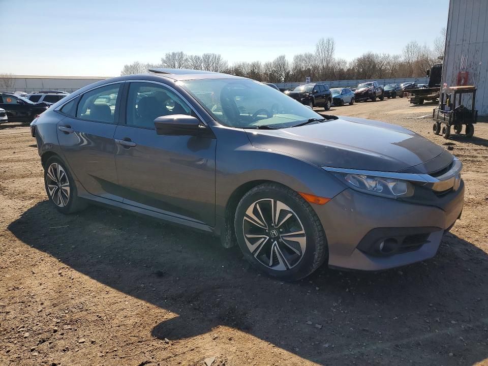 Продажа на аукционе авто 2018 Honda Civic, vin: 2HGFC1F3XJH645486, номер лота: 49155526