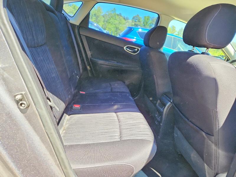 Продажа на аукционе авто 2018 Nissan Sentra, vin: 3N1AB7AP6JY213662, номер лота: 51087956
