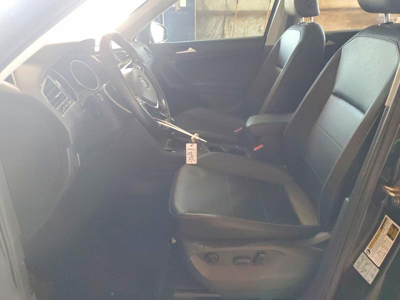 52050966 :رقم المزاد ، 3VV3B7AX0KM158075 vin ، 2019 Volkswagen Tiguan مزاد بيع