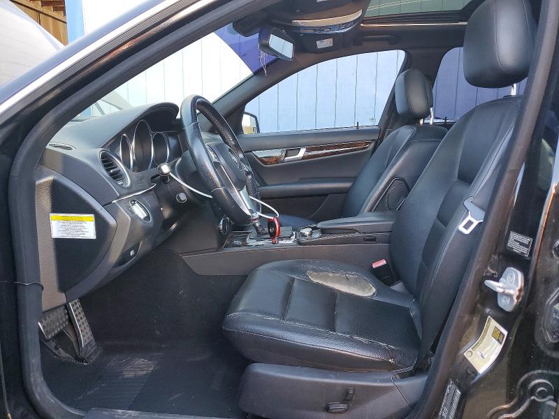 2013 Mercedes-benz C მანქანა იყიდება აუქციონზე, vin: WDDGF4HB2DR285172, აუქციონის ნომერი: 49049386