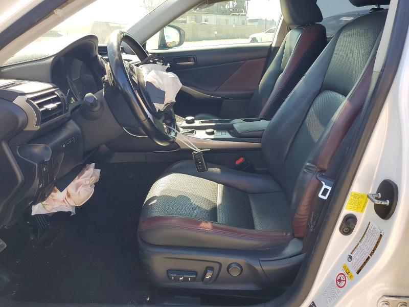 49028886 :رقم المزاد ، JTHBA1D2XJ5062824 vin ، 2018 Lexus Is مزاد بيع