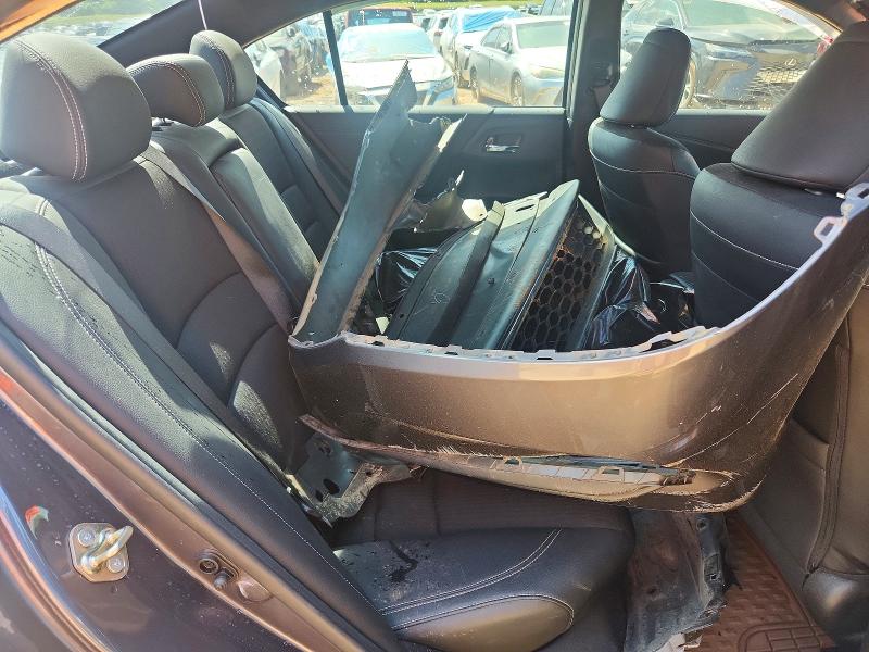 50639546 :رقم المزاد ، 1HGCR2F52HA214027 vin ، 2017 Honda Accord مزاد بيع