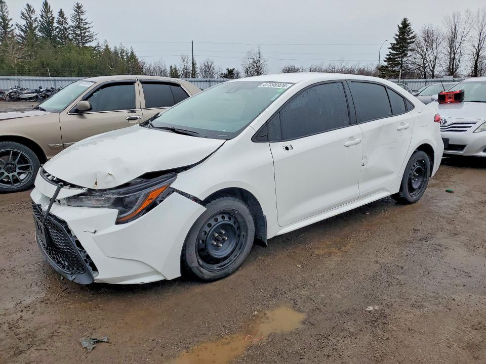 47396926 :رقم المزاد ، 5YFBPMBE8NP323083 vin ، 2022 Toyota Corolla مزاد بيع