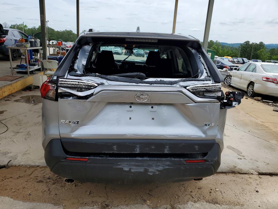 Продаж на аукціоні авто 2021 Toyota Rav4, vin: 2T3W1RFV3MW138244, номер лоту: 51041916