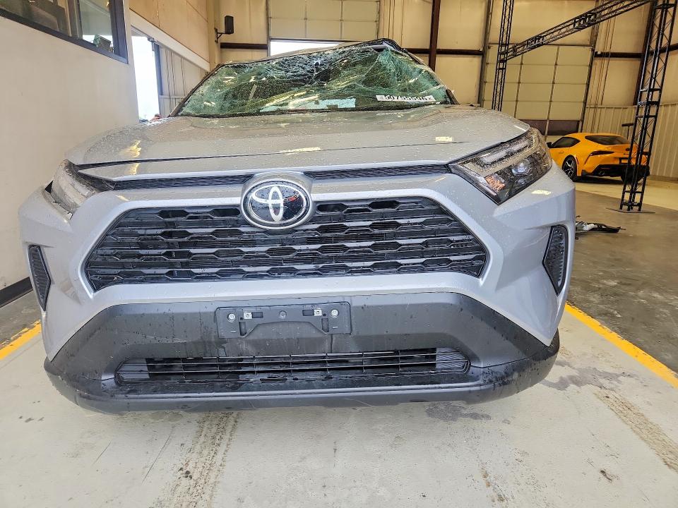 2025 Toyota Rav4 მანქანა იყიდება აუქციონზე, vin: 2T3H1RFV4SW403498, აუქციონის ნომერი: 50755596
