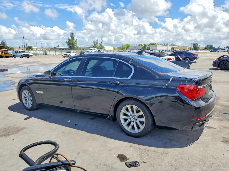 49237056 :رقم المزاد ، WBAYE4C55FD946919 vin ، 2015 Bmw 740 مزاد بيع