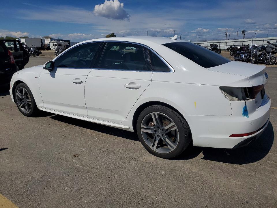 50364546 :رقم المزاد ، WAUENAF43JA132721 vin ، 2018 Audi A4 مزاد بيع