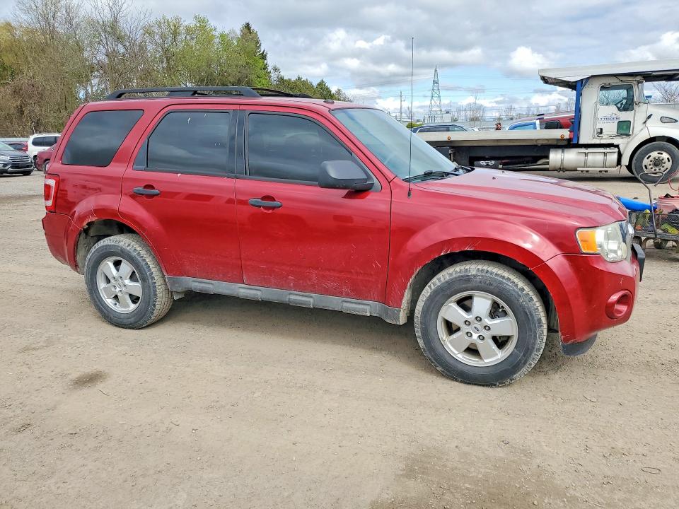 51709346 :رقم المزاد ، 1FMCU03G09KB91989 vin ، 2009 Ford Escape مزاد بيع