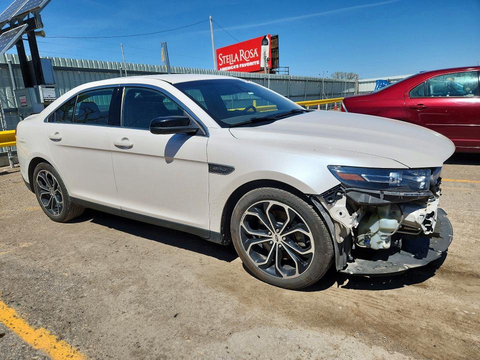 48753746 :رقم المزاد ، 1FAHP2KT3KG116441 vin ، 2019 Ford Taurus مزاد بيع