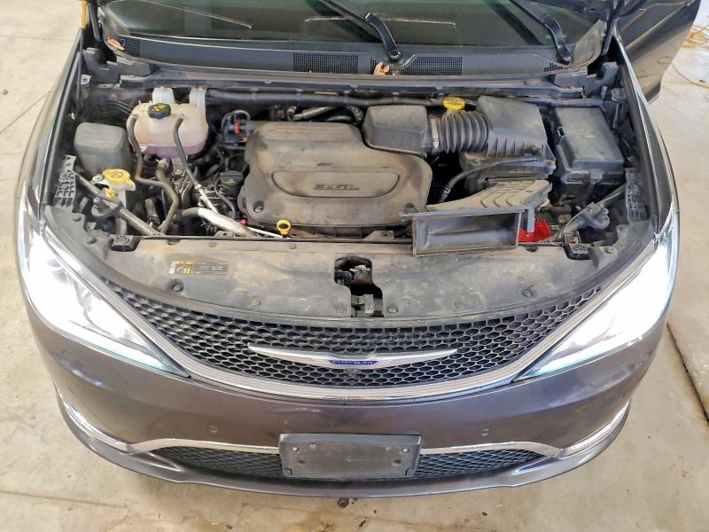 49634136 :رقم المزاد ، 2C4RC1EG1KR644576 vin ، 2019 Chrysler Pacifica مزاد بيع
