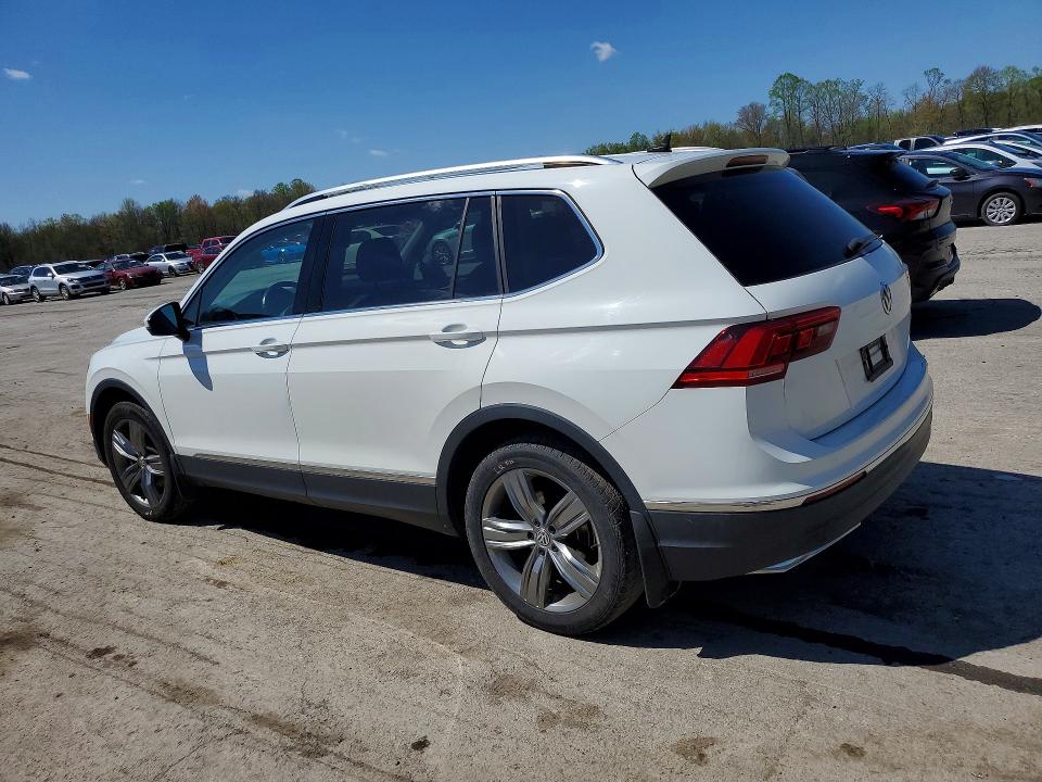 Продаж на аукціоні авто 2018 Volkswagen Tiguan, vin: 3VV4B7AX1JM077816, номер лоту: 50618556