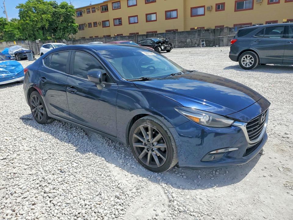 2018 Mazda 3 მანქანა იყიდება აუქციონზე, vin: 3MZBN1W38JM160673, აუქციონის ნომერი: 50977446