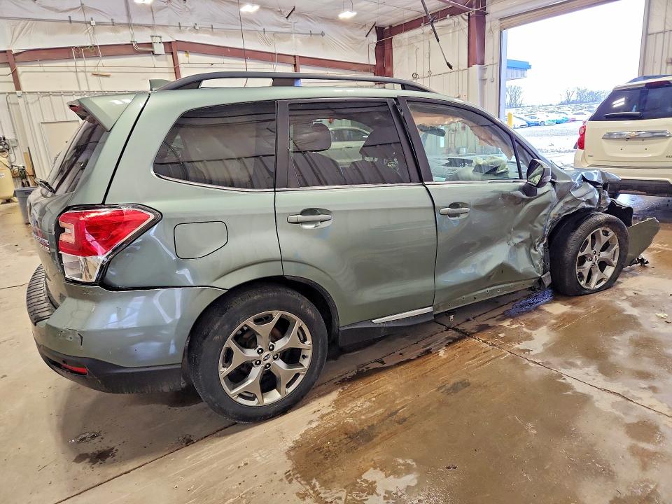 48613166 :رقم المزاد ، JF2SJAWC9HH424207 vin ، 2017 Subaru Forester مزاد بيع