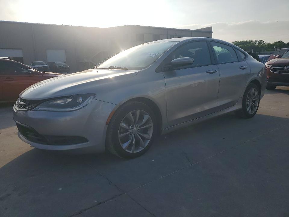 50078476 :رقم المزاد ، 1C3CCCBG3FN614766 vin ، 2015 Chrysler 200 مزاد بيع