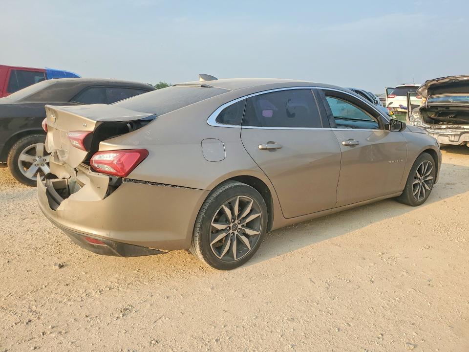51631476 :رقم المزاد ، 1G1ZD5ST7NF136123 vin ، 2022 Chev Malibu مزاد بيع