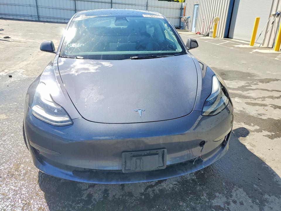 Продажа на аукционе авто 2023 Tesla Model 3, vin: 5YJ3E1EAXPF449073, номер лота: 49512996