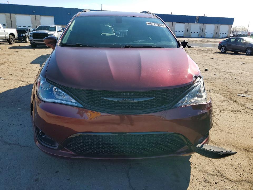 2018 Chrysler Pacifica მანქანა იყიდება აუქციონზე, vin: 2C4RC1EG8JR332561, აუქციონის ნომერი: 48770566
