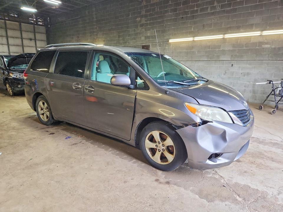 2012 Toyota Sienna მანქანა იყიდება აუქციონზე, vin: 5TDKK3DC7CS178188, აუქციონის ნომერი: 50156866