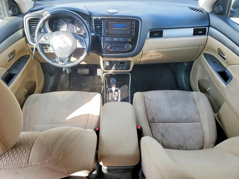 Продаж на аукціоні авто 2017 Mitsubishi Outlander, vin: JA4AZ3A33HZ061686, номер лоту: 49112216