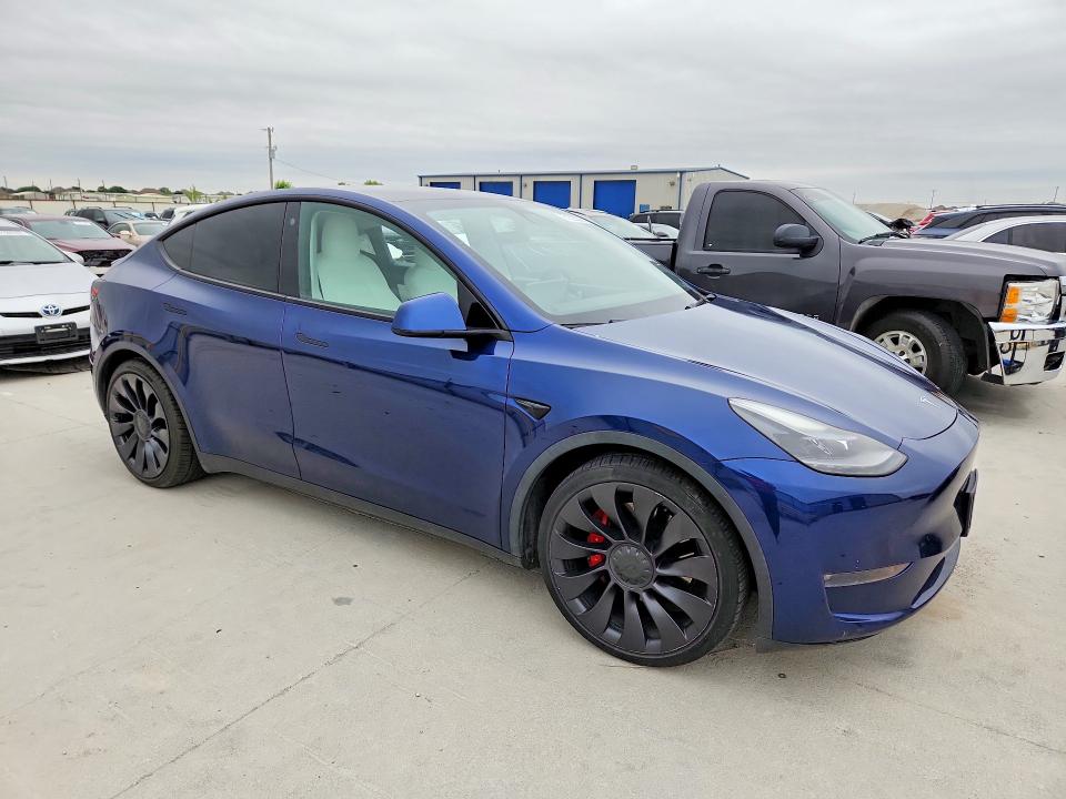Продажа на аукционе авто 2021 Tesla Model Y, vin: 5YJYGDEFXMF264000, номер лота: 51525396