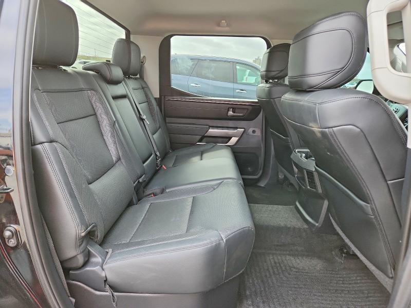 Продажа на аукционе авто 2022 Toyota Tundra, vin: 5TFLA5DBXNX032343, номер лота: 49246216