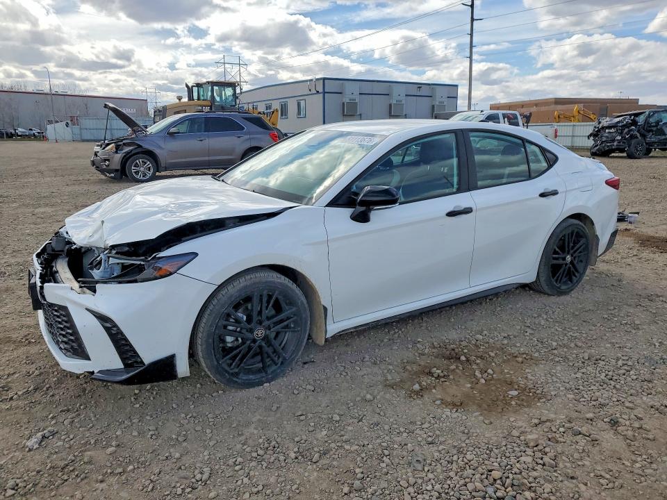 51113676 :رقم المزاد ، 4T1DBADK6TU040329 vin ، 2026 Toyota Camry مزاد بيع