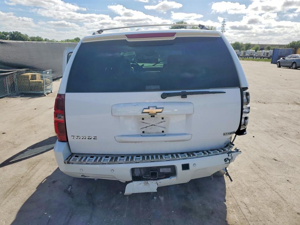 2008 Chevrolet Tahoe მანქანა იყიდება აუქციონზე, vin: 1GNFC13098R240276, აუქციონის ნომერი: 49481756
