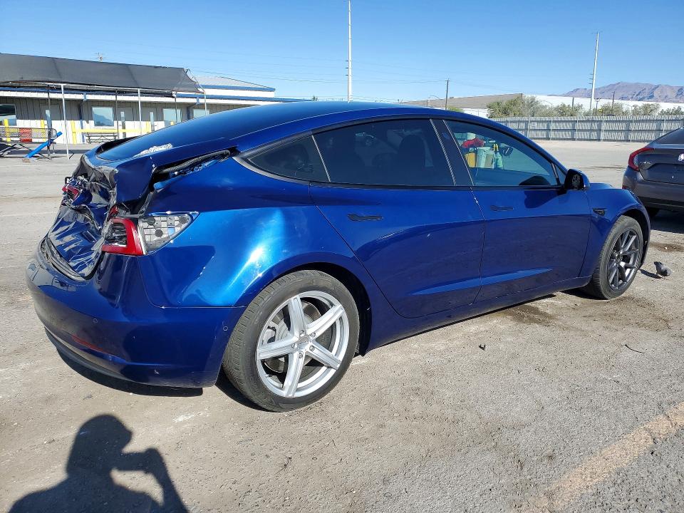 Продажа на аукционе авто 2021 Tesla Model 3, vin: 5YJ3E1EB4MF995484, номер лота: 50341516