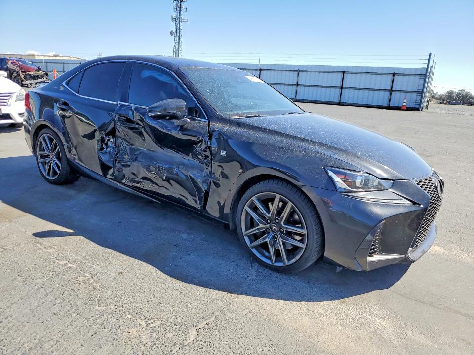 48501626 :رقم المزاد ، JTHGA1D29L5105350 vin ، 2020 Lexus Is 300 مزاد بيع