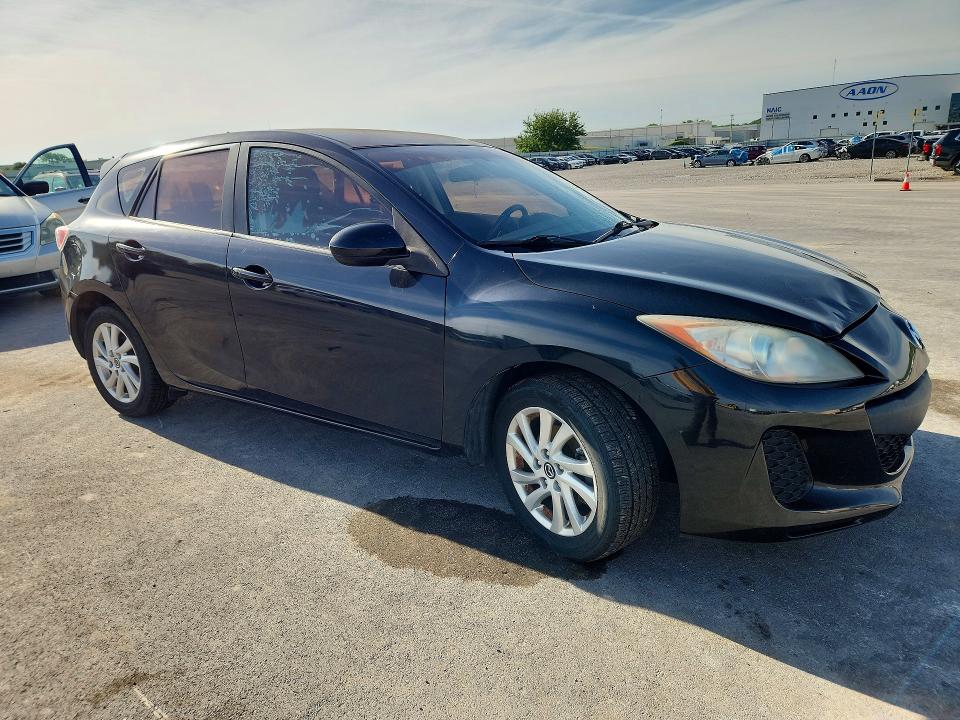 51373976 :رقم المزاد ، JM1BL1L78D1732455 vin ، 2013 Mazda 3 مزاد بيع